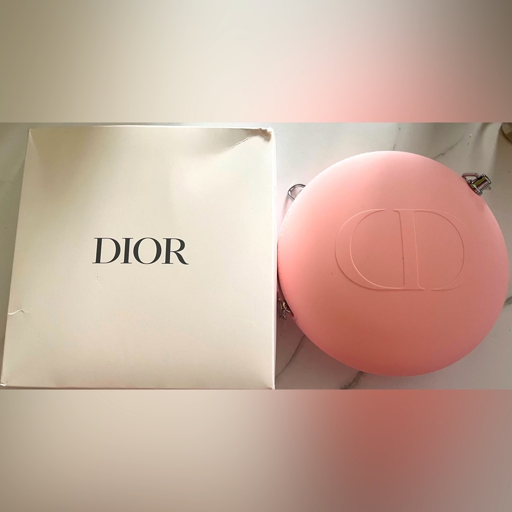 NWOT DIOR TROUSSE POUCH WITH BOX PINK WITH CROSSBODY CHAIN UNBRANDED